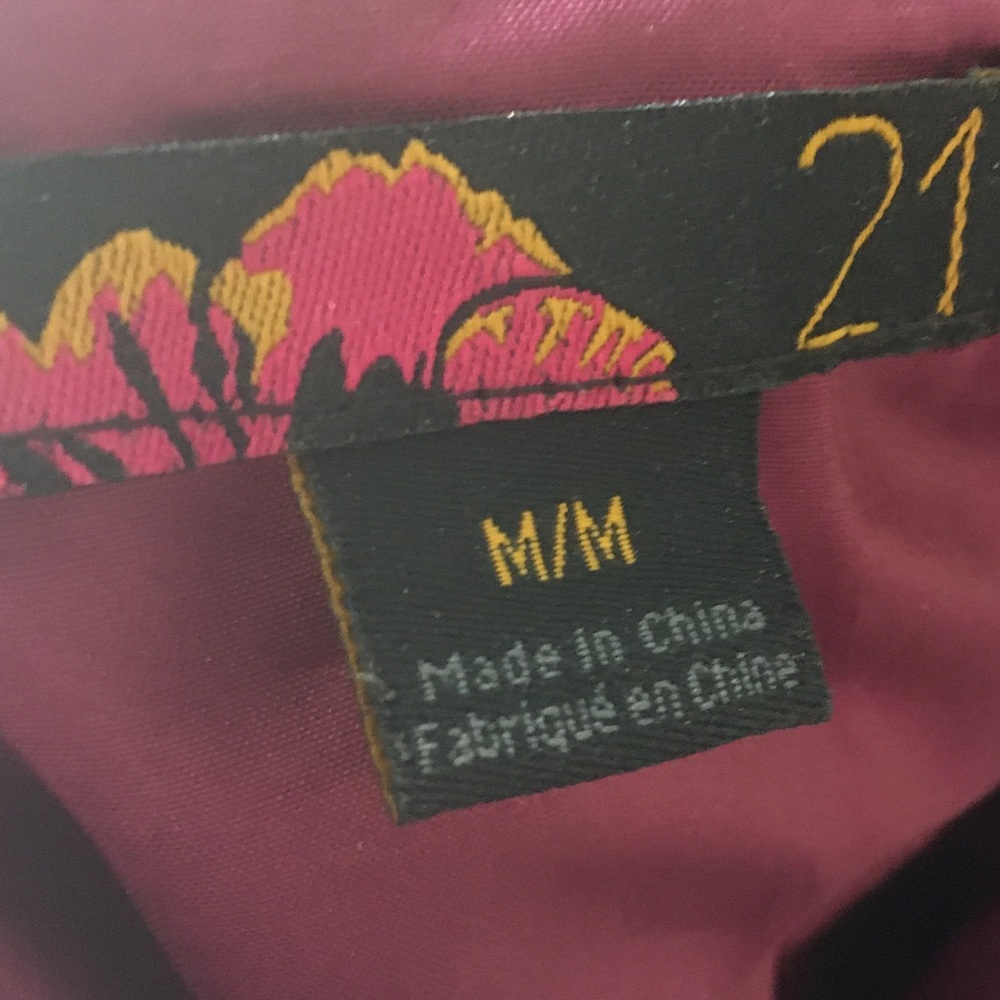 Burgundy violet lace dress with belt - Picture 8 of 8